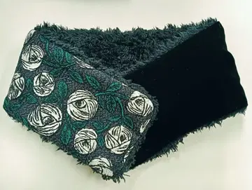 미나 페르호넨 핸드메이드 넥워머