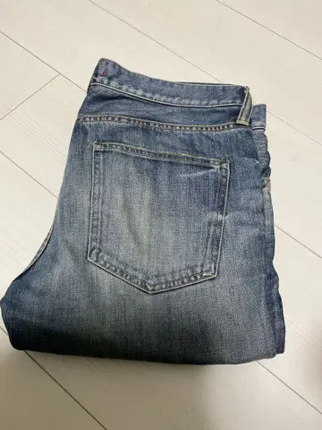 레드카드 청바지