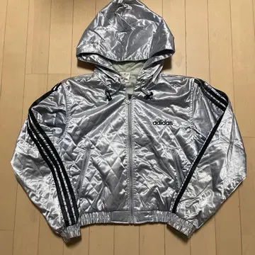 빈티지 아디다스 짧은 기장 데상트사 제작 새상품급