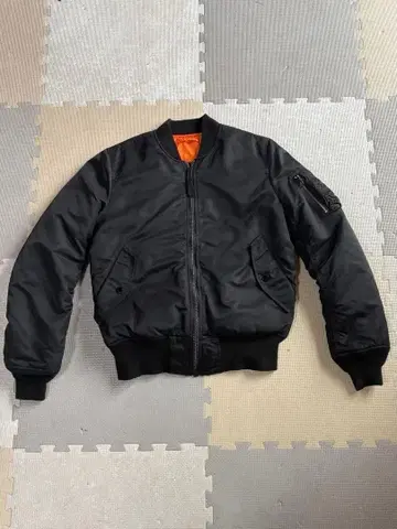 alphaMA-1 플라이트 자켓 리버서블