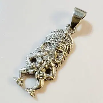 실버제 신화적 캐릭터 펜던트