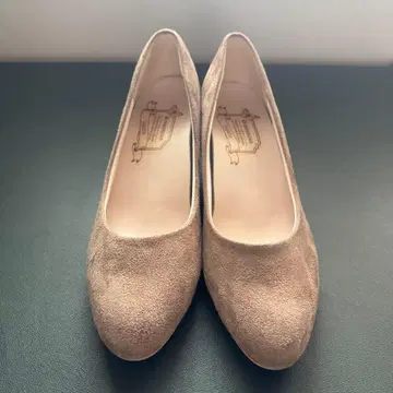 문스타/베이지 펌프스