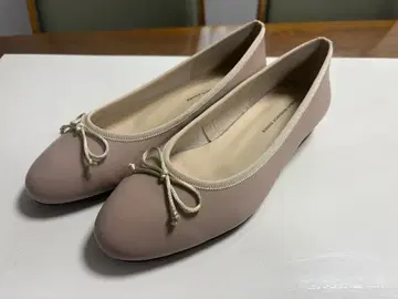 어반 리서치 도어스 리본 포함 핑크 발레 슈즈 36