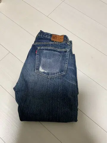 쿠라시키 코지마 발 적모 이터널 청바지