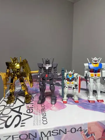 건담 프라모델 4체 세트