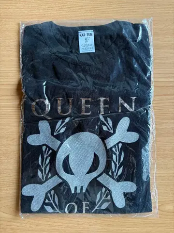 KAT-TUN QUEEN OF PIRATES 티셔츠