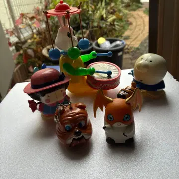 토끼 드럼 완구와 피규어 세트