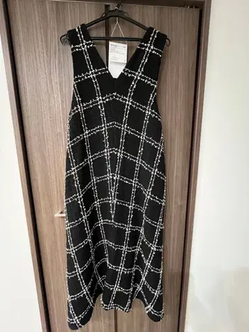 최종 가격 BEARDSLEY 체크 무늬 슬리브리스 롱 원피스