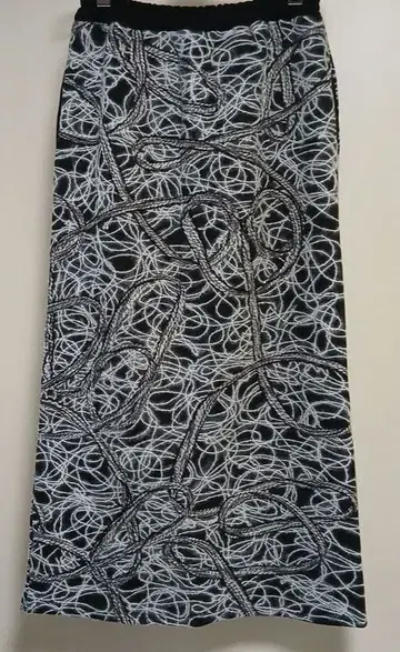 안티카 아트 패턴 스커트