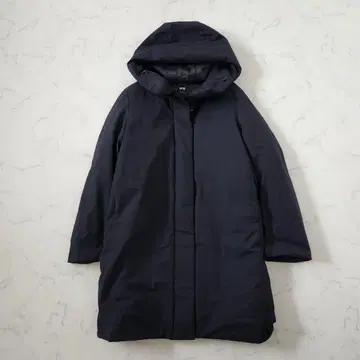 새상품급 유니클로 하이브리드 다운 코쿤 코트 네이비 L