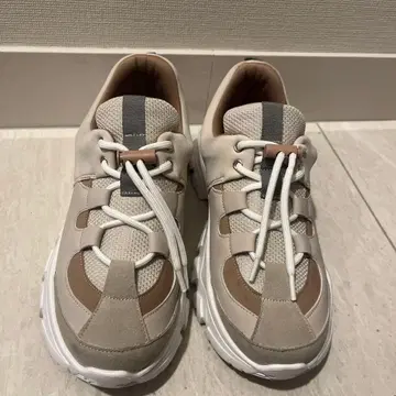 남편이 잠든 후에 오리지널 순발 스니커즈 M 사이즈