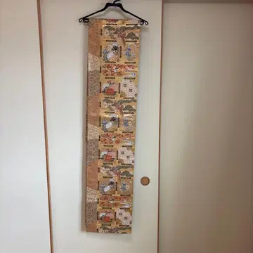 골드 컬러 꽃무늬 후쿠로 오비