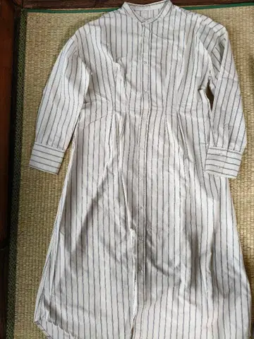 스트라이프 패턴 긴팔 셔츠 원피스