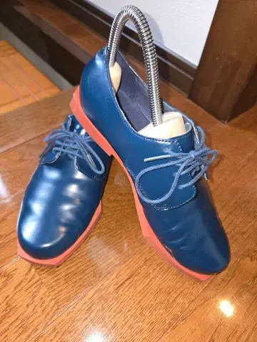 새상품급 Camper 네이비 레이스업 슈즈