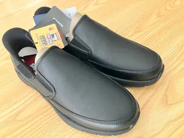 스케쳐스 블랙 합성 피혁 슬립온