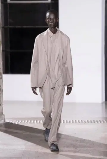 AURALEE 그레이지 테일러드 자켓