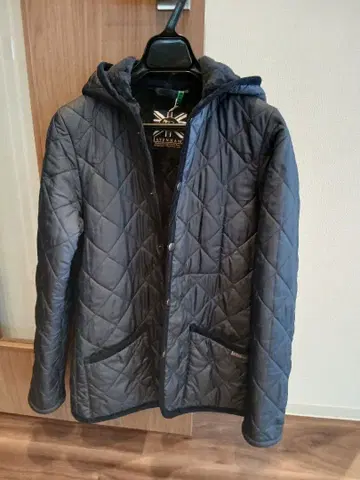 JAVENHAM 퀼팅 자켓 속기모 38