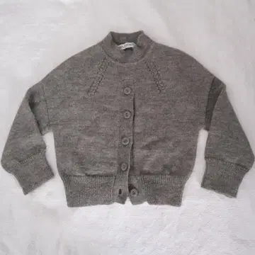 NeilBarrett 닐바렛 프론트 슬릿 하이넥 니트