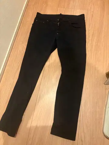 디스 에어 드 스케이터 BLACK BULL 블랙 데님 팬츠