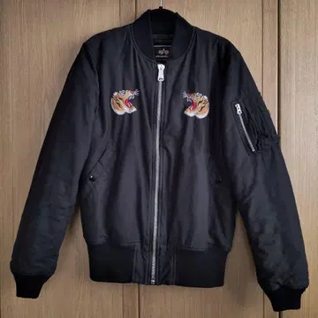 알파 인더스트리 베트남 점퍼 MA-1 M 블랙