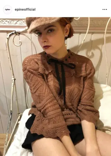 lace up ribbon design Knit