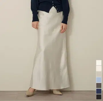 유어스 새틴 머메이드 맥시 스커트 화이트 SP