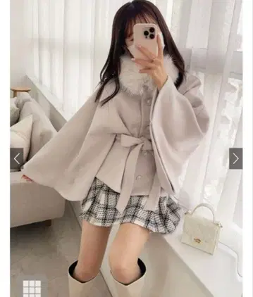 GRL 퍼 후드 케이프 코트 아이보리 k9299d