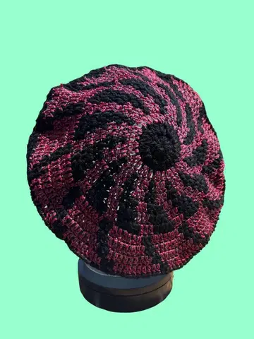 탐 모자 기하학 패턴