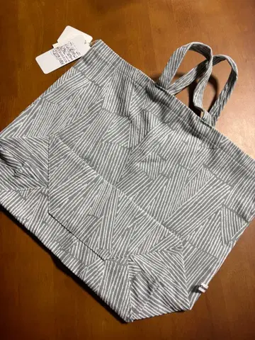 미나 페르호넨 핸드백