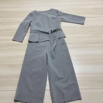 그레이 셋업 수트