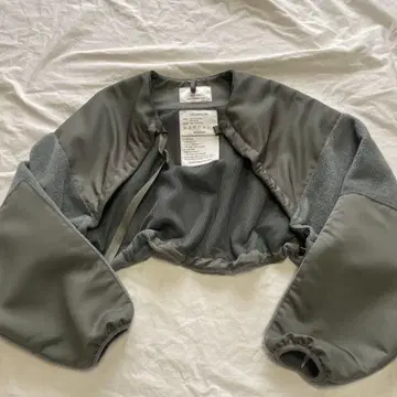 hyke 숏 볼레로 사이즈 1