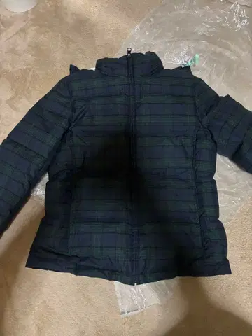 Eddie Bauer 체크 무늬 다운