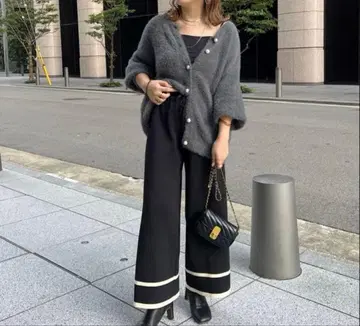 프로즈 베일 샤기 니트 가디건