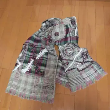 아잣카 수제 자수 스톨 인도산 울 대형