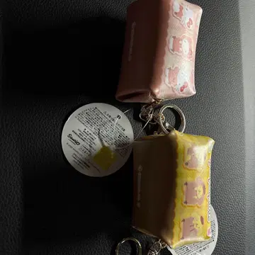 산리오 캐러멜 파우치 2 키티 & 폼폼푸딩