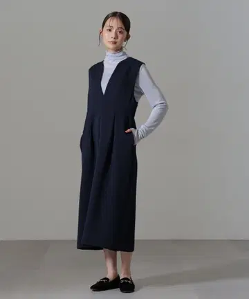 나노 유니버스 이지케어 더블 크로스 슬리브리스 원피스 네이비