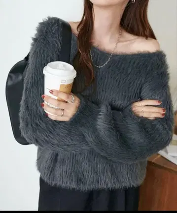 퍼 느낌 그레이 니트 스웨터 프리 사이즈