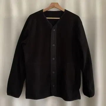 블랙 플리스 자켓 버튼 포함 무인양품