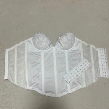 tu-hacci 화이트 코르셋 브라이덜 이너