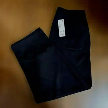 [배송비 포함] C UNIQLO 긴 길이 맨투맨 와이드 팬츠 M