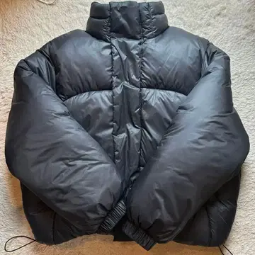 ZARA 블랙 다운 자켓