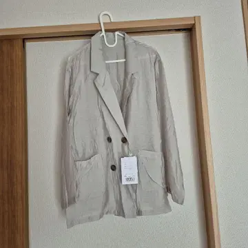 클래시컬 엘프 오프 베이지 테일러드 자켓 L 사이즈