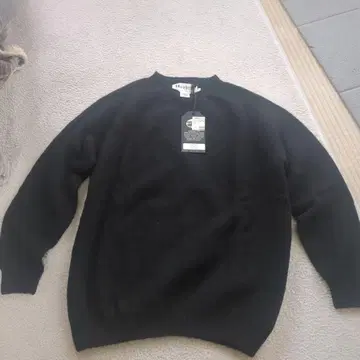 할리 오브 스코틀랜드 블랙 니트 스웨터 36