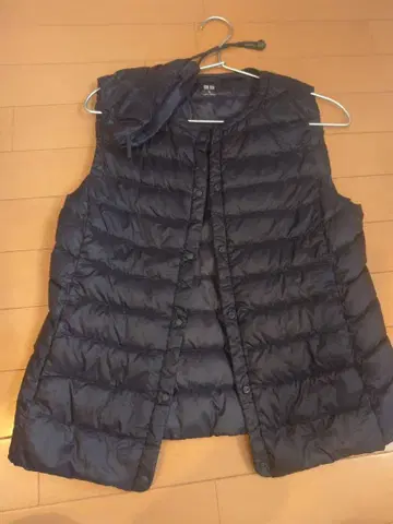 유니클로 다운 베스트 네이비 M