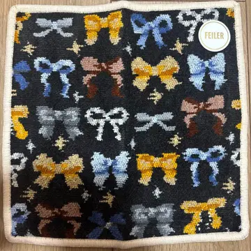 러브리 바이 페이러 메니 리본 네이비 손수건