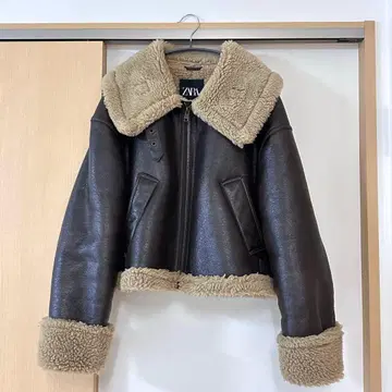 ZARA 가죽 보아 자켓 브라운 S 사이즈