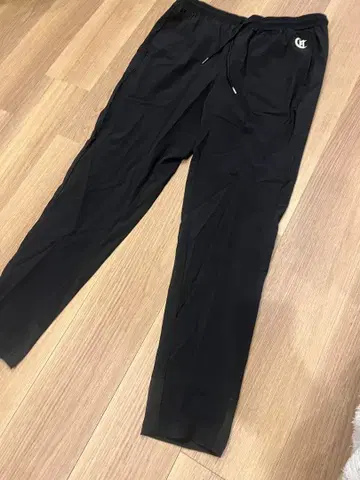 선착순 크로노스 로고 팬츠