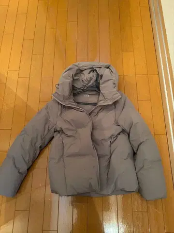 UNIQLO 심리스 다운 파카