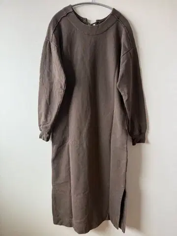 RJUBILEE 맨투맨 롱 원피스