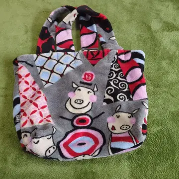 알베로베로 돼지 플리스 백 새상품급입니다